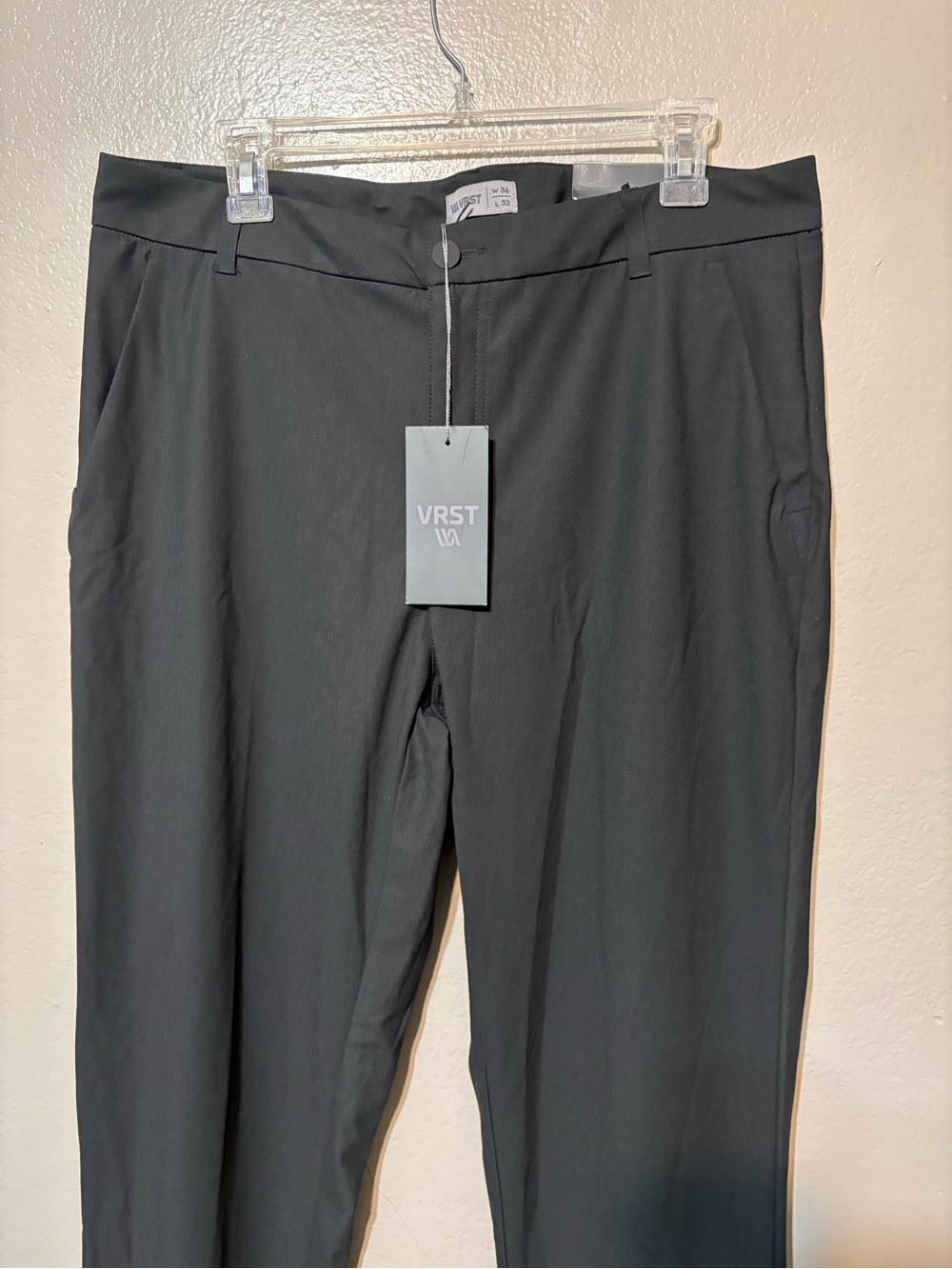 NWT Men's VRST Black Commuter Athletic Fit Pants Size 36 - Picture 2 of 13